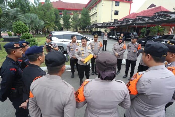 polisi_siapkan_psikologi_atasi_trauma_korban_banjir_humbahas