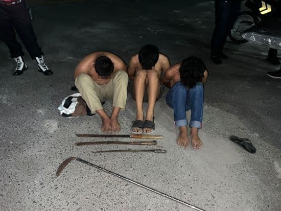 polisi_sita_empat_sajam_dari_tiga_pemuda_di_siantar