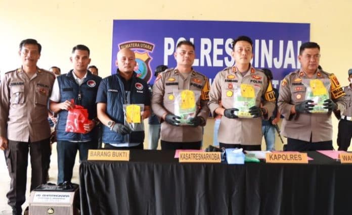 polres_binjai_ringkus_dua_kurir_narkoba_antar_provinsi_3_kg_sabu_disita