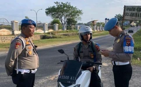 polres_labuhanbatu_dan_labusel_tekan_angka_kecelakaan_lewat_patuh_toba_2024