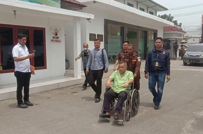 polres_labuhanbatu_limpahkan_berkas_perkara_eks_sekda_dan_bendahara_ke_kejaksaan