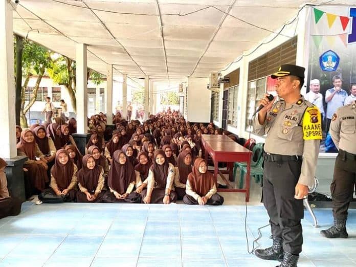 polres_labusel_sosialisasikan_penerimaan_polri_jangan_percaya_calo