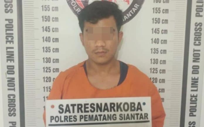 polres_siantar_kembali_tangkap_residivis_narkotika_sabu_sebanyak_135_gram_disita