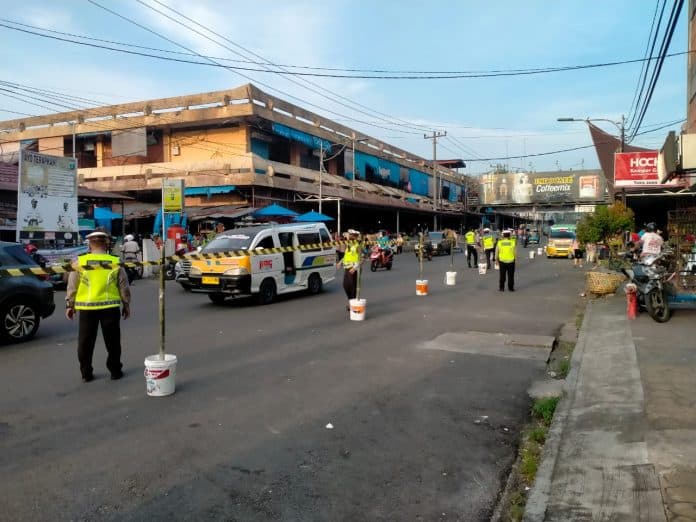 polres_siantar_sediakan_pijat_refleksi_bagi_pemudik