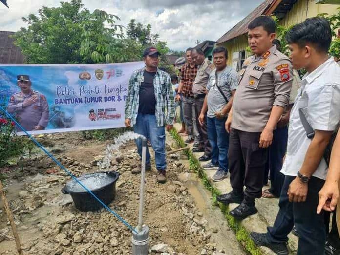 polres_simalungun_bangun_tiga_sumur_bor_buat_warga_di_dua_kecamatan