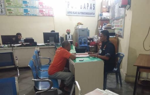 polres_simalungun_serahkan_tersangka_pencabulan_anak_di_silou_kahean_ke_kejari