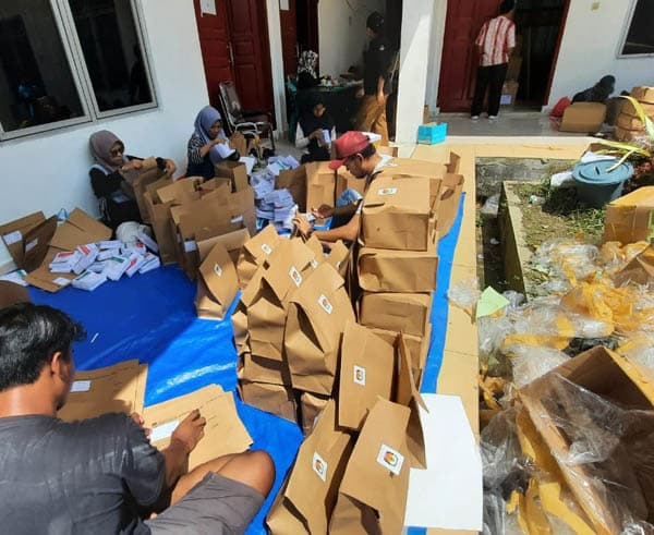 polres_simalungun_siapkan_465_personel_kawal_distribusi_logistik_pemilu