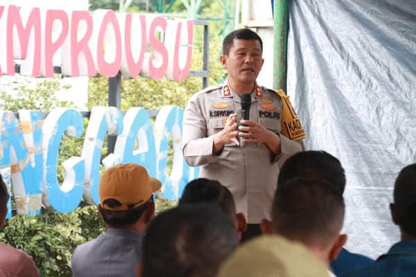 polres_simalungun_sosialisasi_bahaya_narkoba_dan_pemilu_damai_di_haranggaol
