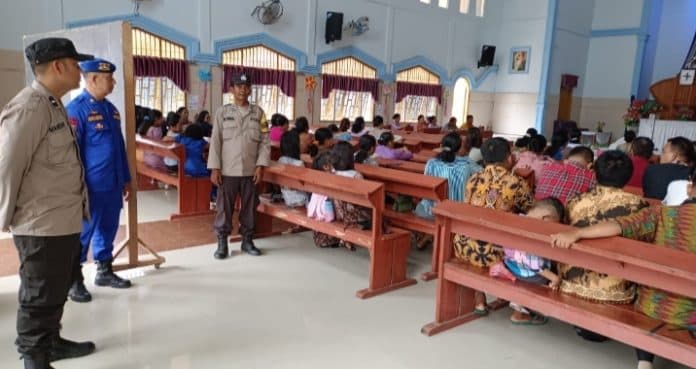 polres_tanjung_balai_lakukan_pengamanan_gereja_pada_peringatan_kenaikan_isa_almasih