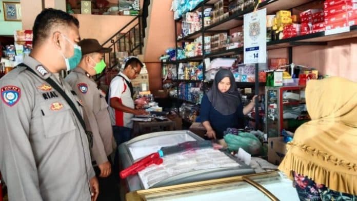 polres_tapsel_monitoring_harga_dan_stok_migor_di_pasaran