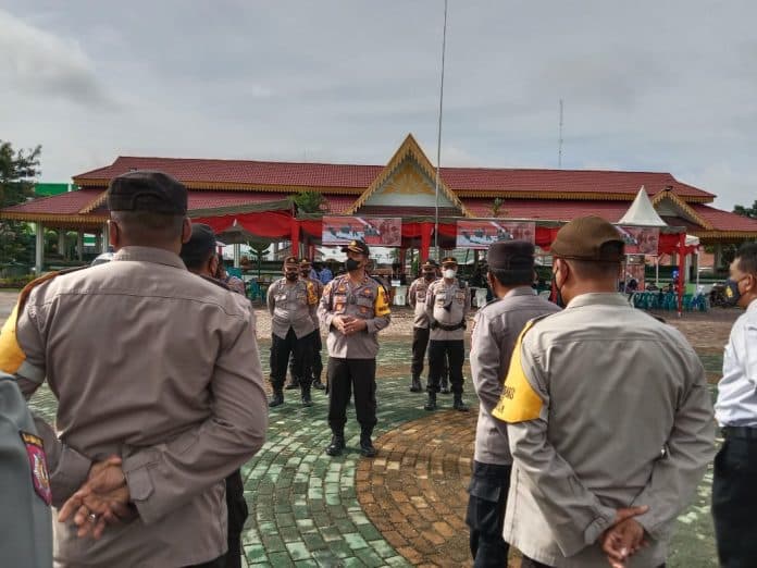 polres_tebing_laksanakan_vaksinasisi_kepada_masyarakat