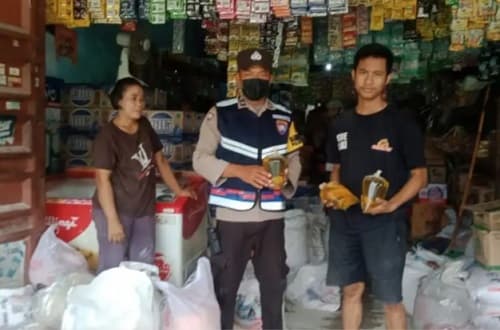 polres_tebing_tinggi_aktif_pantau_stok_dan_harga_minyak_goreng