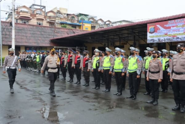 polres_tebing_tinggi_gelar_apel_pasukan_operasi_zebra_toba_2022