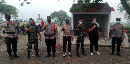 polres_tebing_tinggi_patroli_amankan_ziarah_kubur_tionghoa