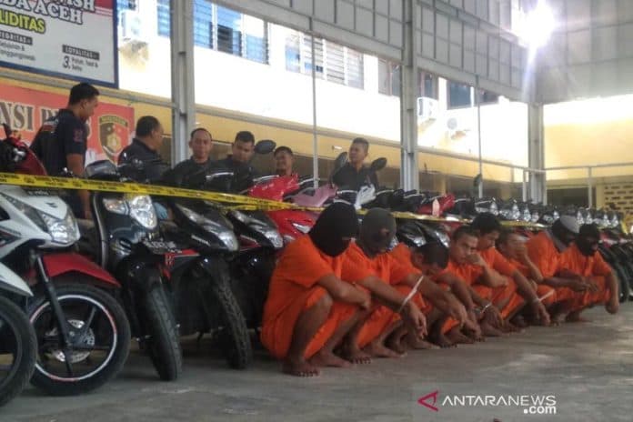 polresta_banda_aceh_tangka_8_pencuri_sepeda_motor
