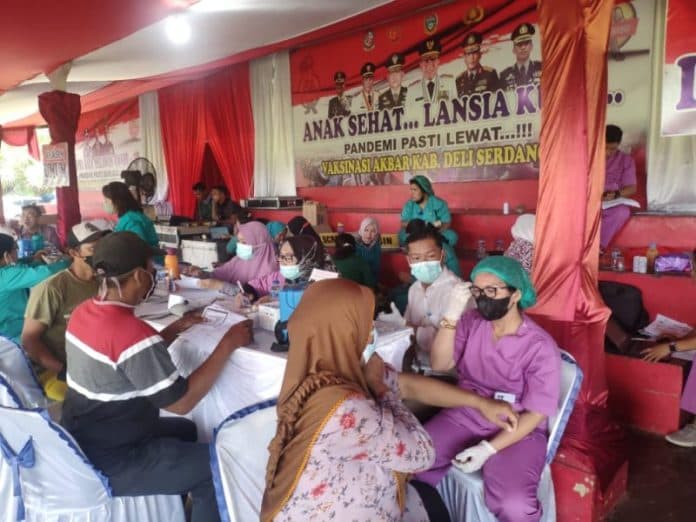 polresta_deli_serdang_genjot_vaksinasi_jelang_ramadhan