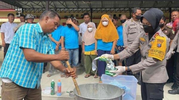 polresta_deli_serdang_musnahkan_sejumlah_barang_bukti_narkoba