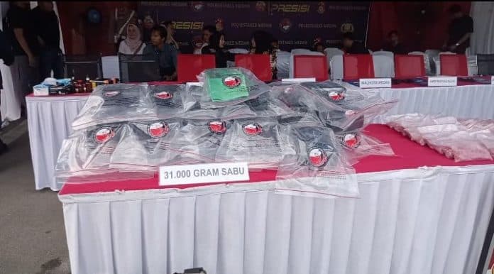 polrestabes_medan_amankan_31_kg_sabu_asal_tanjung_balai_di_tebing_tinggi