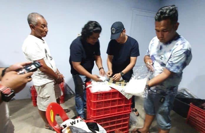 polrestabes_medan_gagalkan_penyelundupan_1_kg_sabu_yang_dikemas_di_pakaian_bekas