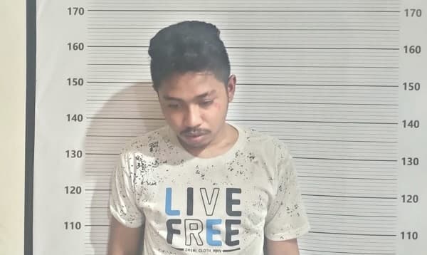 polrestabes_medan_tangkap_pengedar_20_butir_pil_ekstasi