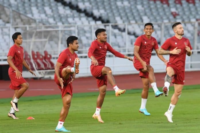 polri_izinkan_jumlah_penonton_laga_indonesia_vs_vietnam_50_ribu_orang