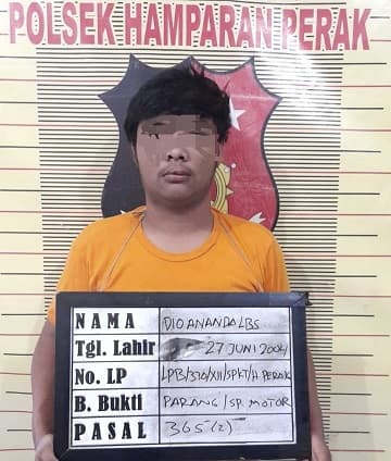 polsek_hamparan_perak_bekuk_pelaku_pencurian_motor