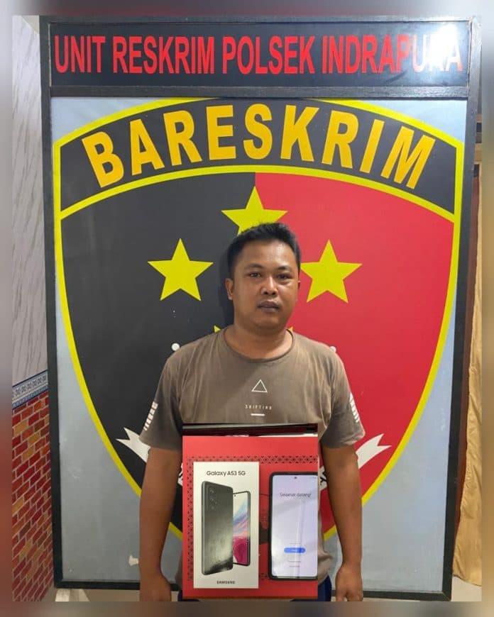 polsek_indrapura_amankan_terduga_pelaku_curas_di_tebing_tinggi