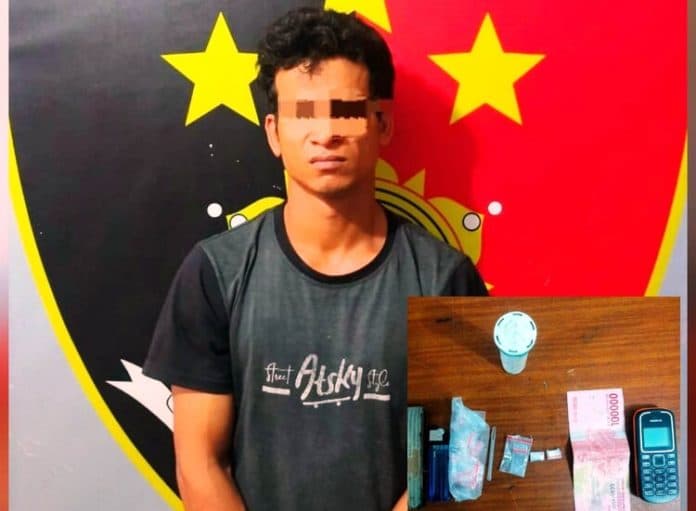 polsek_indrapura_ciduk_pengedar_sabu_2_paket_jadi_buktinya