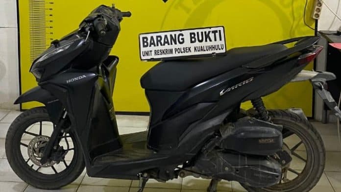 polsek_kualu_hulu_bekuk_sindikat_pencuri_sepeda_motor