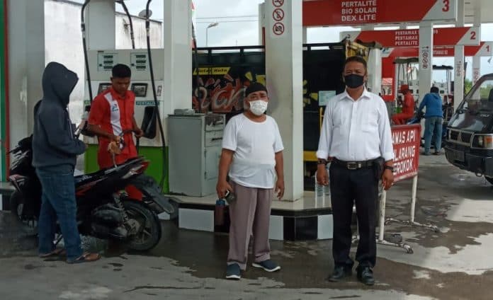 polsek_labuhan_ruku_monitoring_pendistribusian_bbm_di_spbu