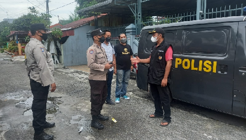 polsek_medan_baru_patroli_rumah_warga_yang_ditinggal_mudik_lebaran