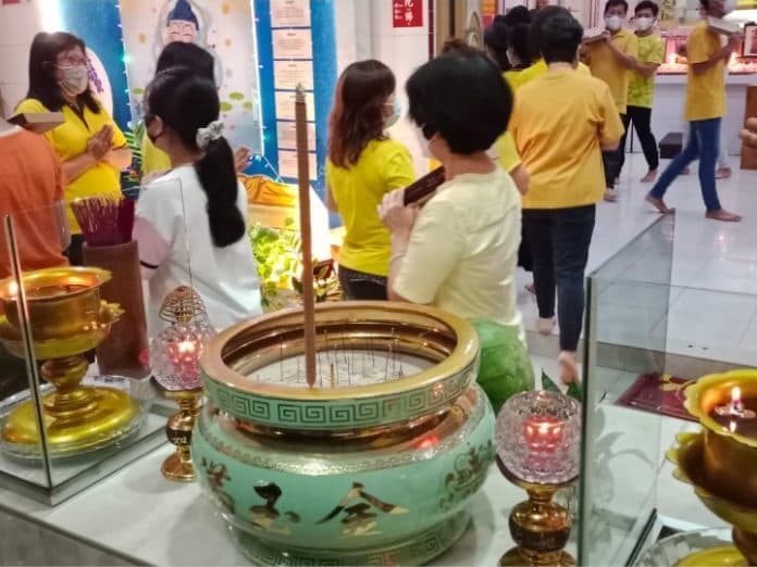 polsek_padang_hulu_amankan_peringatan_hari_raya_waisak