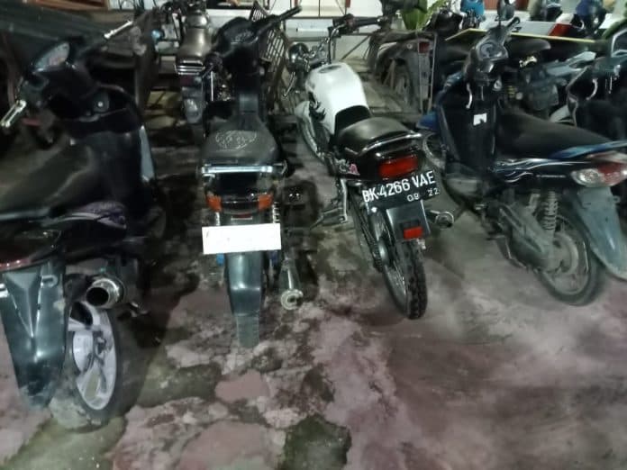 polsek_percut_sei_tuan_amankan_3_sepmor_dan_pasangan_bukan_suami_istri
