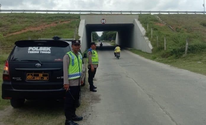 polsek_tebing_tinggi_gelar_patroli_di_wilayah_rawan_street_crime