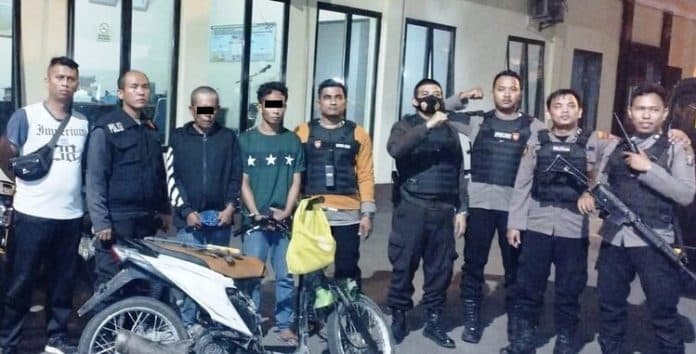 polsuska_ringkus_2_pencuri_rel_kereta_api_di_petak_jalan_medan_binjai
