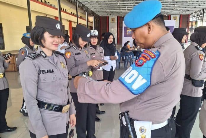 polwan_polresta_deli_serdang_dites_urinenya_ini_hasilnya