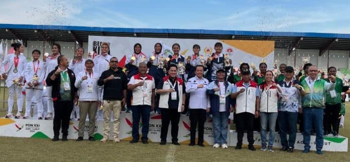 pon_xxi_jabar_bungkam_dki_jakarta_3_0_di_final_sepakbola_putri