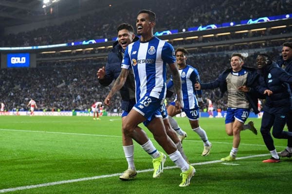 porto_vs_arsenal_the_gunners_kalah_dramatis_di_menit_akhir