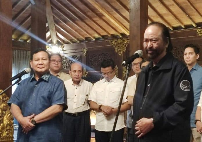 prabowo_dan_surya_paloh_sepakat_saling_hormati_arah_politik_masing_masing