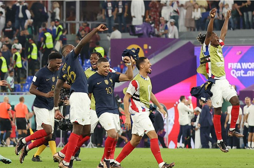 prancis_tim_pertama_lolos_ke_16_besar_piala_dunia_2022