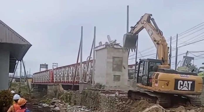 prasasti_sejarah_perang_dunia_ii_diratakan_untuk_bangun_jembatan_porsea