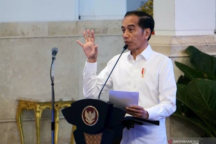 presiden_harap_palapa_ring_perkuat_perdagangan_dan_perbaikan_birokrasi