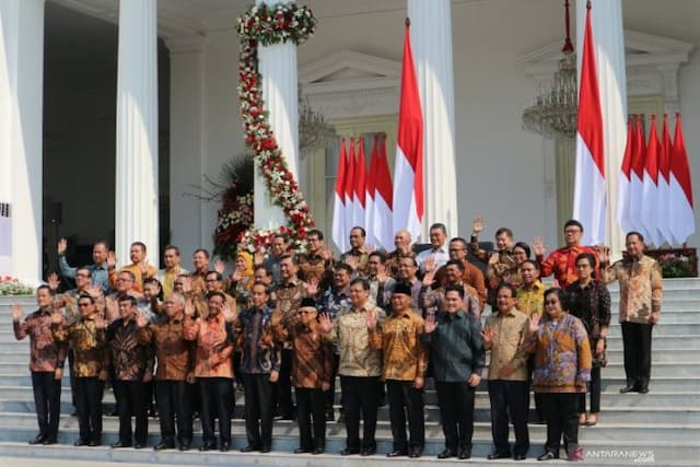 presiden_jokowi_ke_menteri_kabinet_indonesia_maju_jangan_korupsi