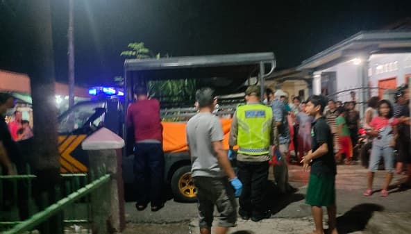 pria_60_tahun_ditemukan_tewas_tanpa_busana_dalam_rumah_kontrakan_di_tomuan