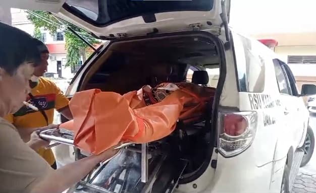 pria_di_karo_tewas_usai_ditikam_7_kali_di_depan_rumah