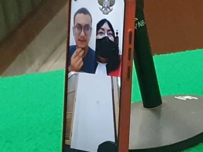 pria_yang_coba_bunuh_teman_kencannya_dituntut_6_tahun_penjara