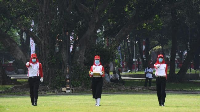 profil_8_paskibraka_yang_bertugas_saat_upacara_hut_ri_ke_75_salah_satunya_dari_pematangsiantar