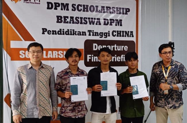 program_beasiswa_pt_dpm_berangkatkan_putrai_terbaik_dairi_kuliah_di_china