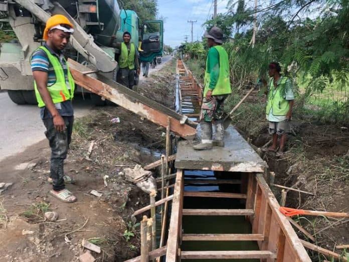 progres_proyek_drainase_di_batang_kuis_sudah_mencapai_60_persen