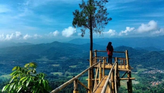 promosikan_pariwisata_kebelahan_dunia_pemerintah_jawa_barat_libatkan_1000_kreator_konten